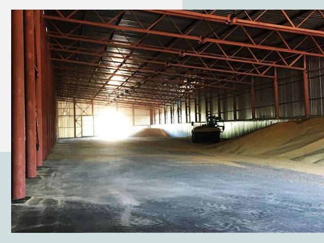 Строительство зернохранилищ в Кургане