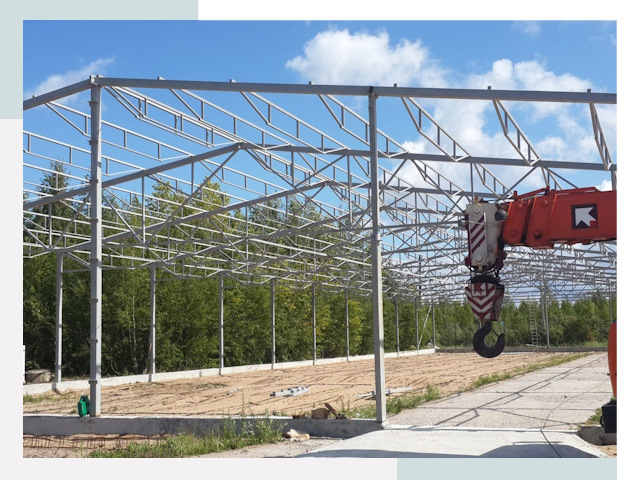 Строительство конюшен в Курган от 619 руб. под ключ